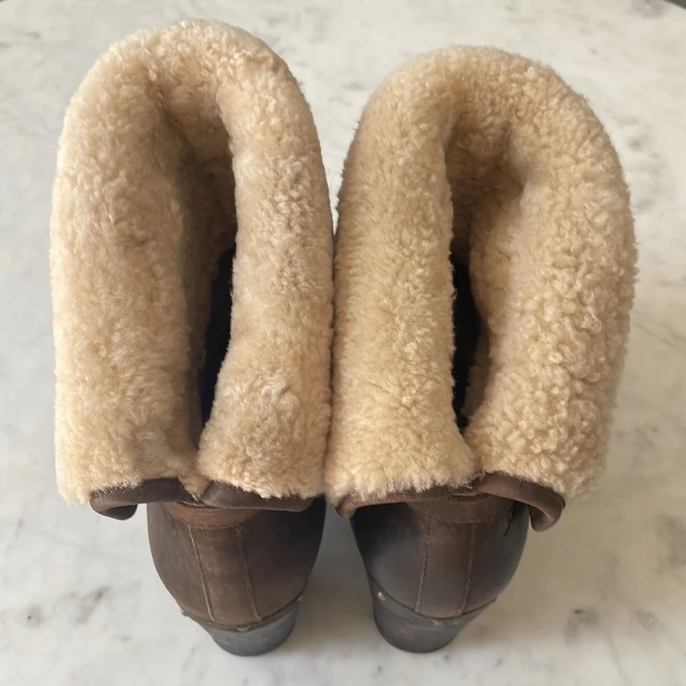UGG shearling clog